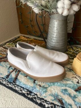 Old Navy White Slip-On Canvas Loafers with Gum Sole